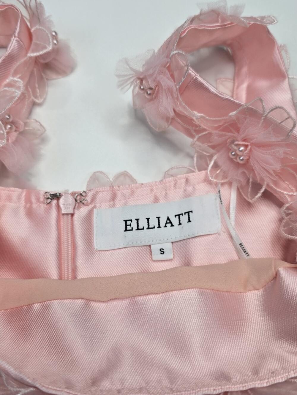 Elliatt x Revolve Elder Dress Blush Pink Satin 3D Floral Mini Dress Womens S - Picture 4 of 7